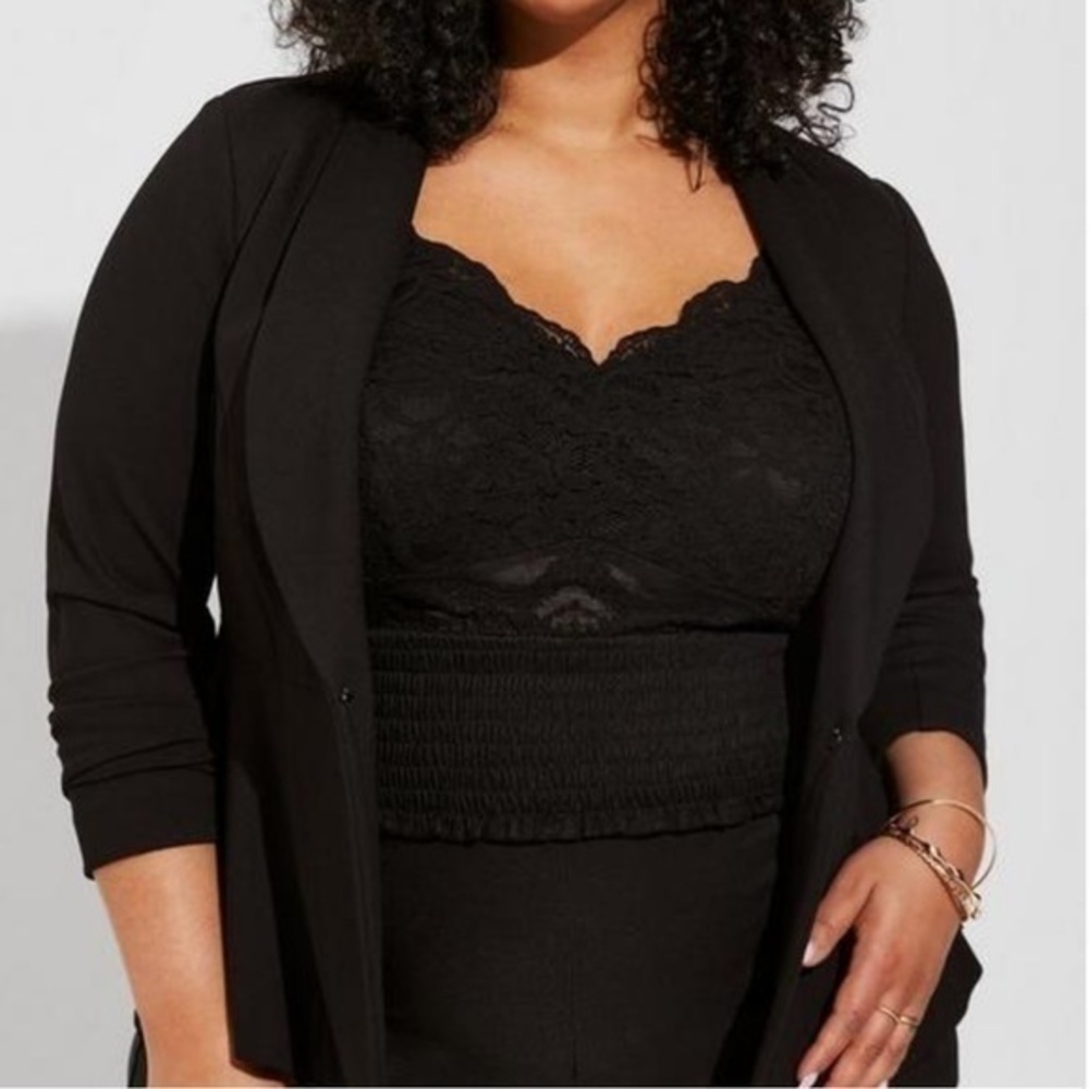 NWT Studio Luxe Ponte Peplum Blazer Size 3 or 3X color Black